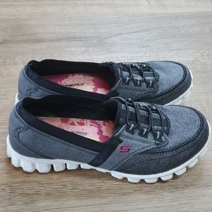 Skechers Ez Flex Slip On Memory Foam Shoes